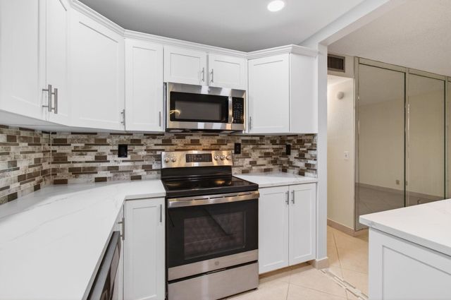 293 Normandy G ', Delray Beach, FL 33484