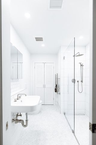 19 Worcester Street 1, Boston, MA 02118