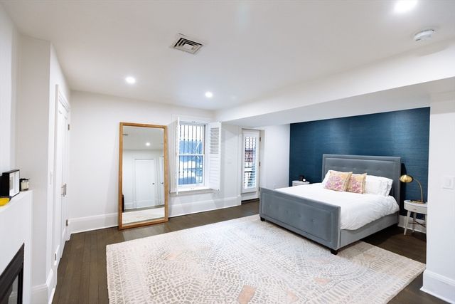 19 Worcester Street 1, Boston, MA 02118