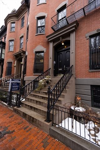 19 Worcester Street 1, Boston, MA 02118