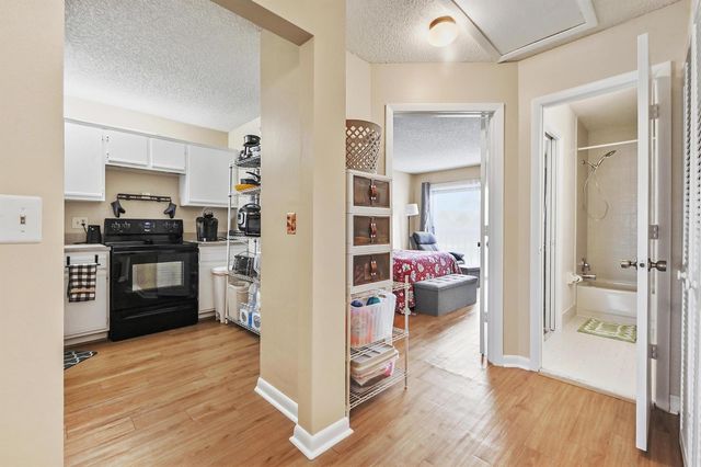 2641 Gately Drive W 503, West Palm Beach, FL 33415