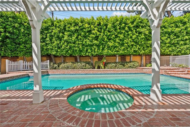 9819 Nestle Avenue, Northridge, CA 91325