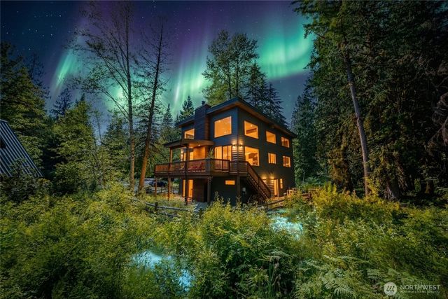 12031 Shuksan Rim Drive, Deming, WA 98244