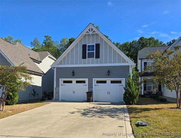 36 Spruce Hollow Circle, Spring Lake, NC 28390