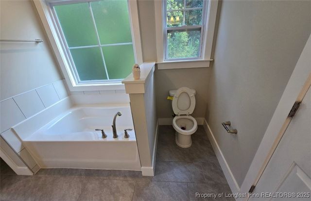 36 Spruce Hollow Circle, Spring Lake, NC 28390