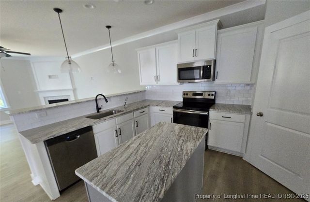 36 Spruce Hollow Circle, Spring Lake, NC 28390