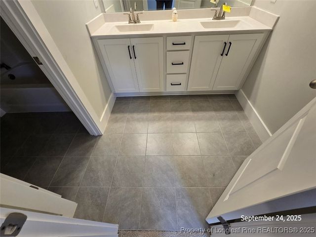 36 Spruce Hollow Circle, Spring Lake, NC 28390