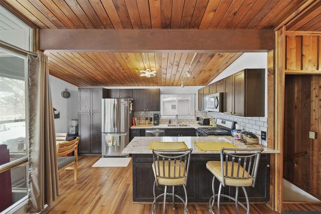 261 Somerset Drive, Brooklyn, MI 49230