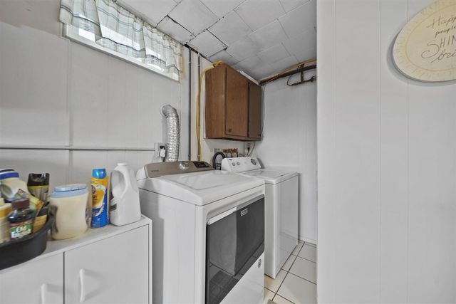 261 Somerset Drive, Brooklyn, MI 49230