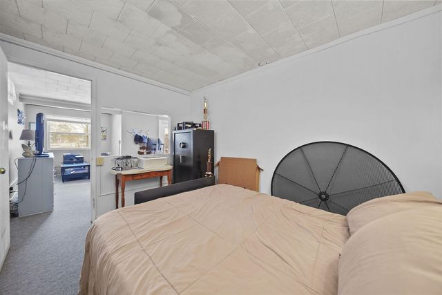 261 Somerset Drive, Brooklyn, MI 49230