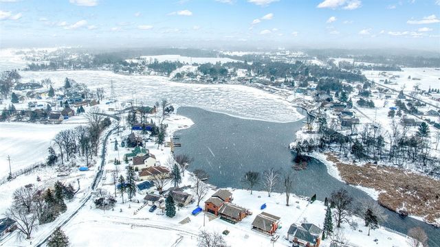 261 Somerset Drive, Brooklyn, MI 49230