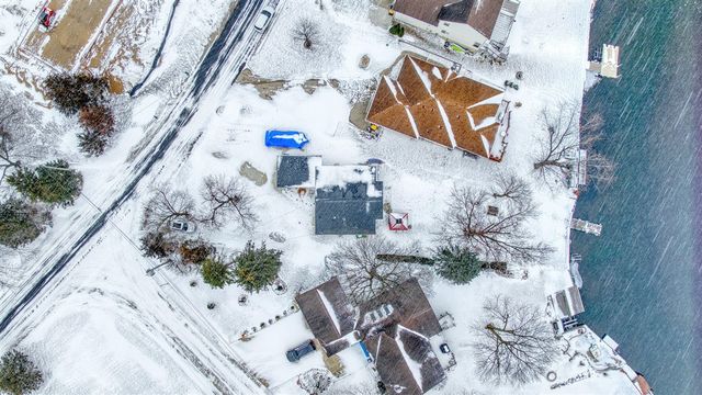 261 Somerset Drive, Brooklyn, MI 49230