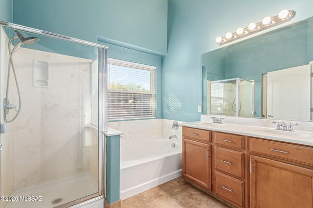 11951 N Cantata Drive, Oro Valley, AZ 85737