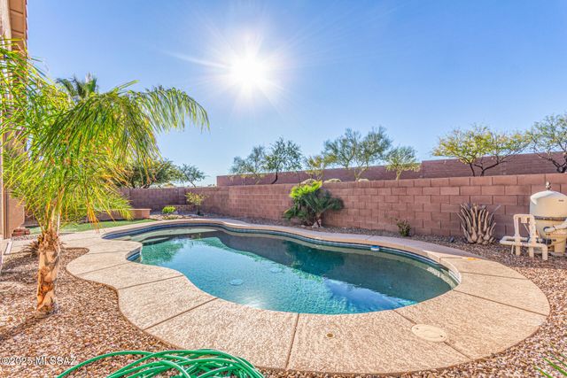 11951 N Cantata Drive, Oro Valley, AZ 85737
