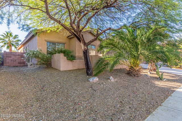 11951 N Cantata Drive, Oro Valley, AZ 85737
