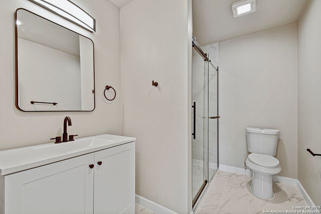 2613 W Summit Ave, San Antonio, TX 78228