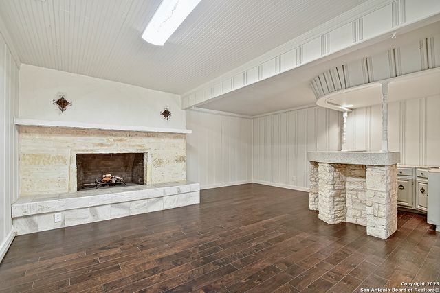 2613 W Summit Ave, San Antonio, TX 78228