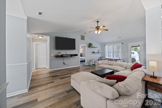 107 Panther Creek Road E, Troutman, NC 28166