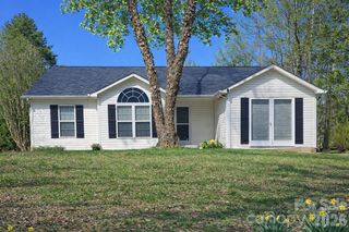 107 Panther Creek Road E, Troutman, NC 28166
