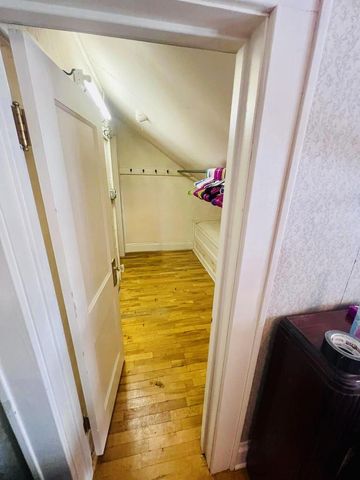 W624 DIVISION STREET, Menominee, MI 49887