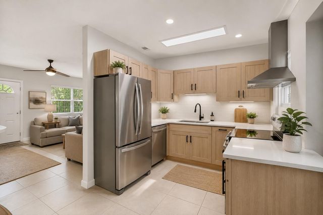 254 NE 22nd Street, Delray Beach, FL 33444