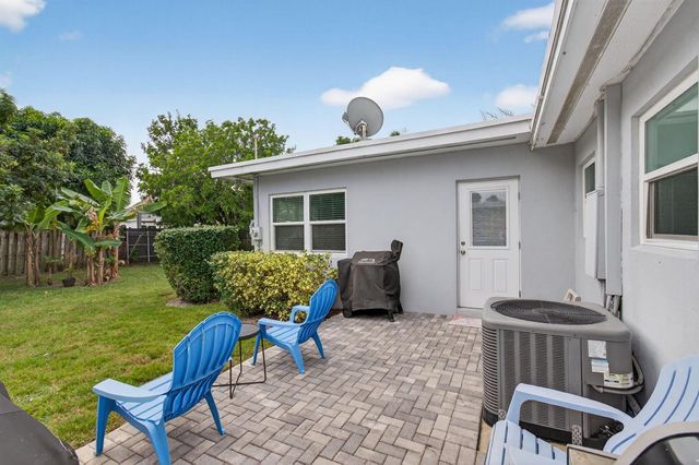 254 NE 22nd Street, Delray Beach, FL 33444