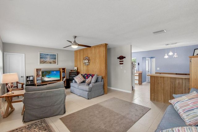 254 NE 22nd Street, Delray Beach, FL 33444