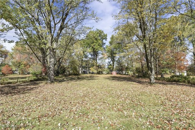 24836 Gessner Road, North Olmsted, OH 44070