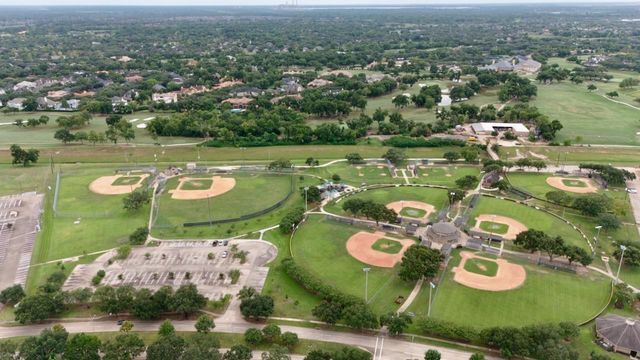2931 Pasture Lane, Sugar Land, TX 77479