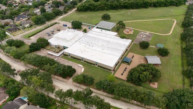 2931 Pasture Lane, Sugar Land, TX 77479