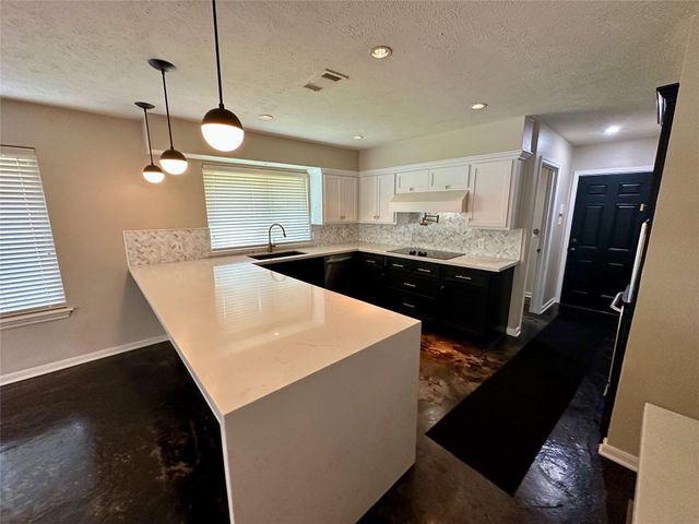 2931 Pasture Lane, Sugar Land, TX 77479
