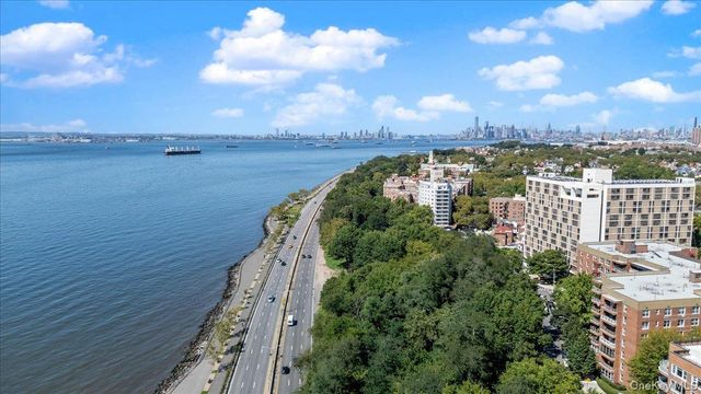 9255 Shore Road 3C, Brooklyn, NY 11209