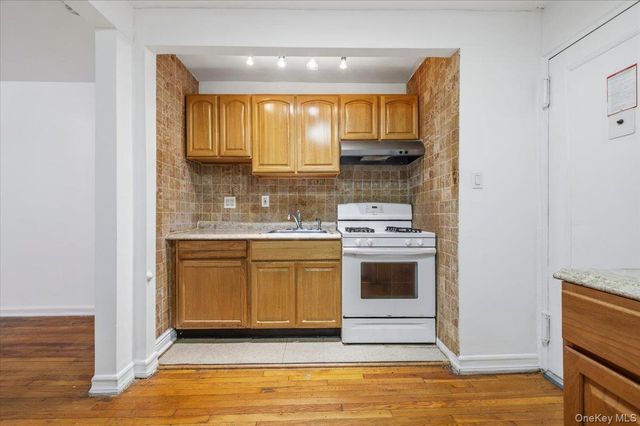 9255 Shore Road 3C, Brooklyn, NY 11209