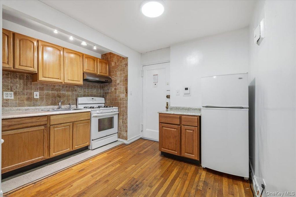 9255 Shore Road 3C, Brooklyn, NY 11209 — photo 5