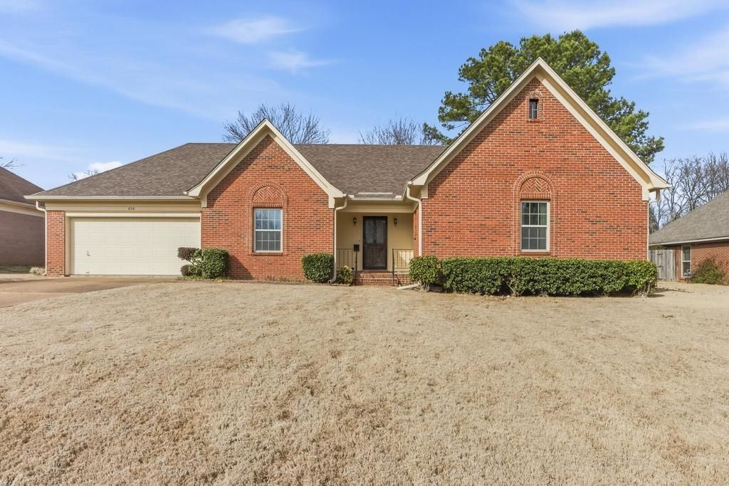 828 SNOW PINE DR, Southaven, MS 38671