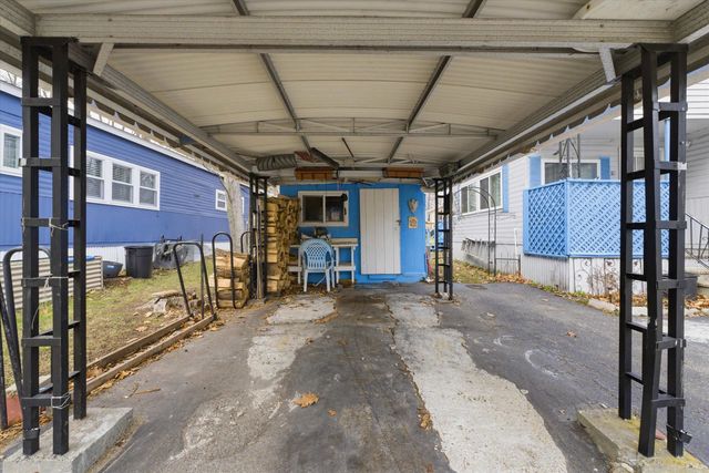 519 Canterbury Drive, Exeter, NH 03833