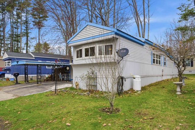 519 Canterbury Drive, Exeter, NH 03833