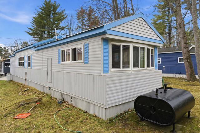 519 Canterbury Drive, Exeter, NH 03833