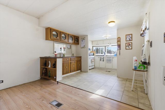 519 Canterbury Drive, Exeter, NH 03833