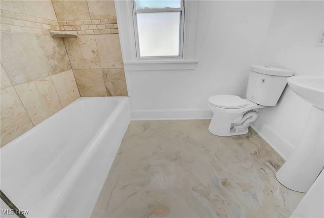 5204 Anthony Street, Maple Heights, OH 44137