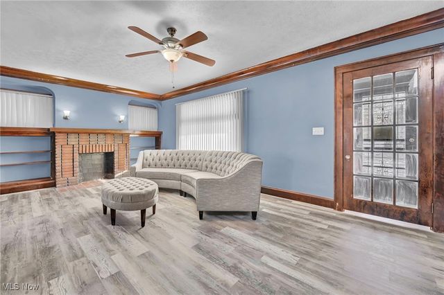 5204 Anthony Street, Maple Heights, OH 44137