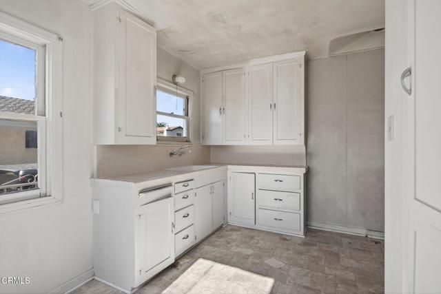 216 E Lewis Street, Ventura, CA 93001