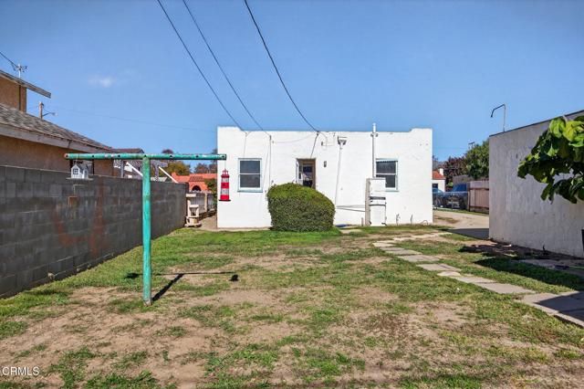 216 E Lewis Street, Ventura, CA 93001