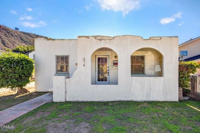 216 E Lewis Street, Ventura, CA 93001