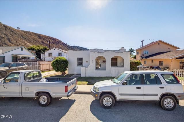 216 E Lewis Street, Ventura, CA 93001