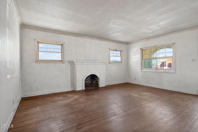 216 E Lewis Street, Ventura, CA 93001