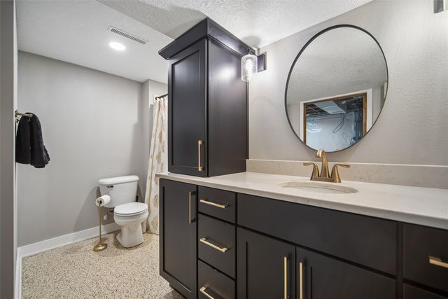 3121 44th Street, Des Moines, IA 50310