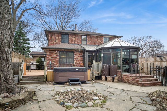 3121 44th Street, Des Moines, IA 50310