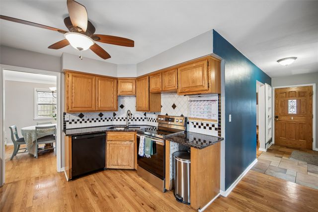 3121 44th Street, Des Moines, IA 50310