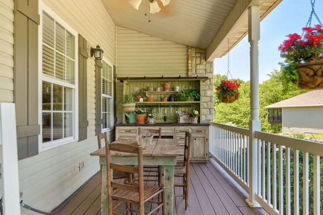 2370 Sheron Drive, Nixa, MO 65714